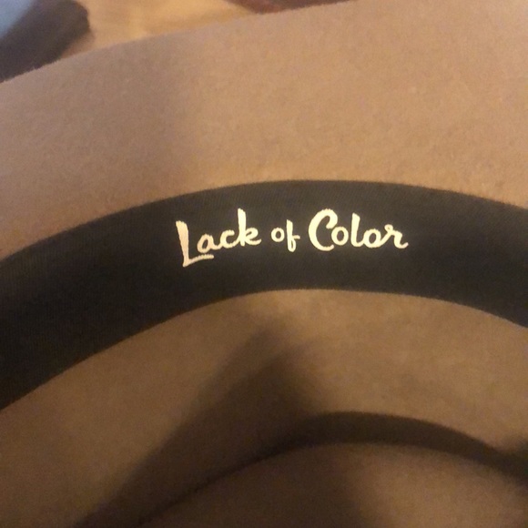 Lack of color hat